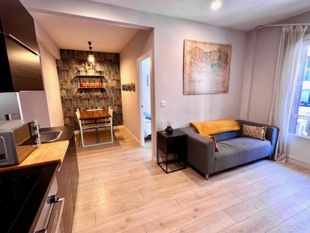 Cabernet Sauvignon Apartment. Surf Beach Сан-Себастьян Экстерьер фото